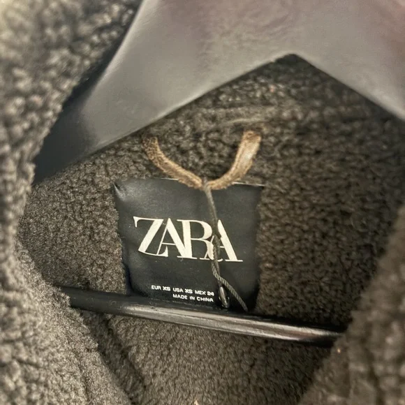 Zara Jacket - Picture 3 of 3